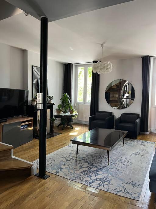 Duplex De Charme En Centre Ville Avec Terrasse Brive-la-Gaillarde Buitenkant foto